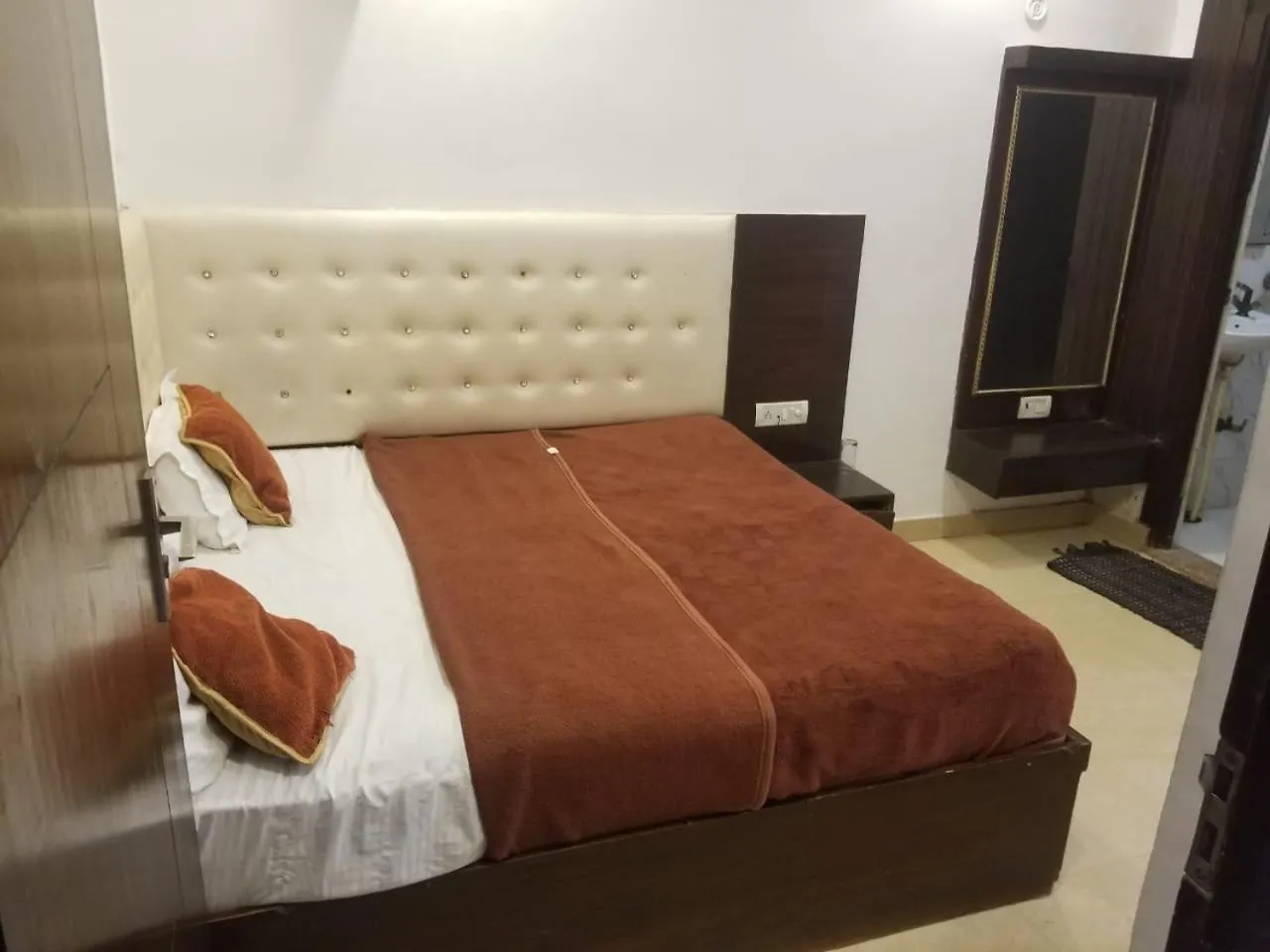 Homestay Evergreen Family Homesty Agra  India